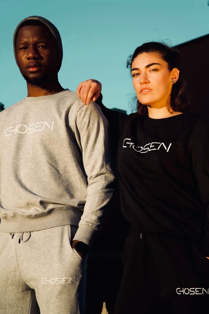 sweatshirt apparel