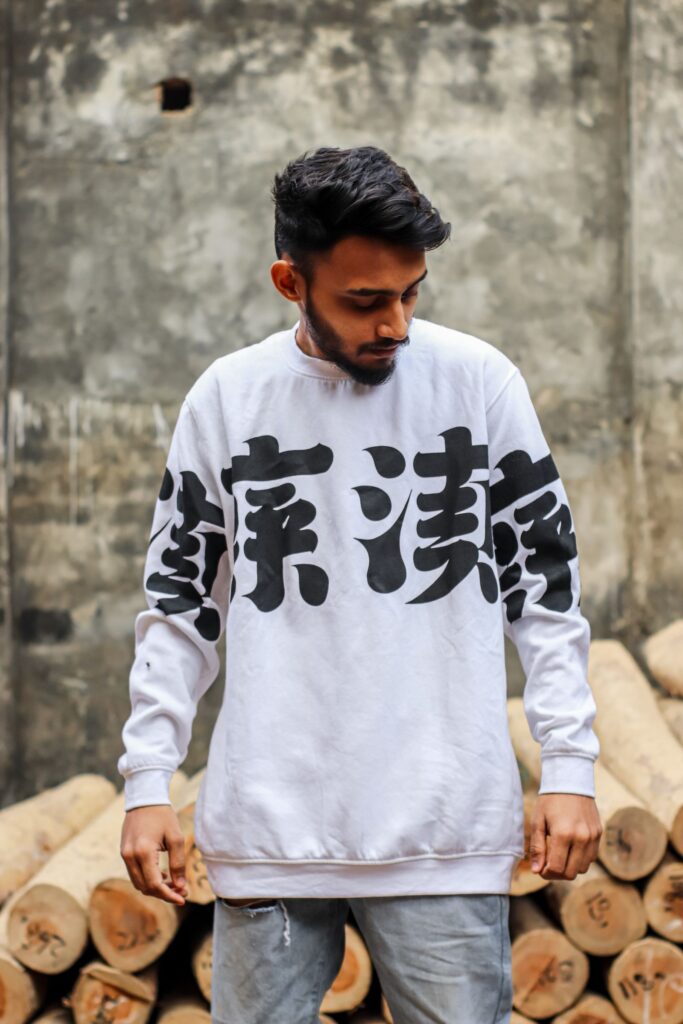sweatshirt apparel